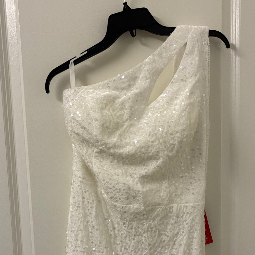 Elegant One-Shoulder White Sequin Dress